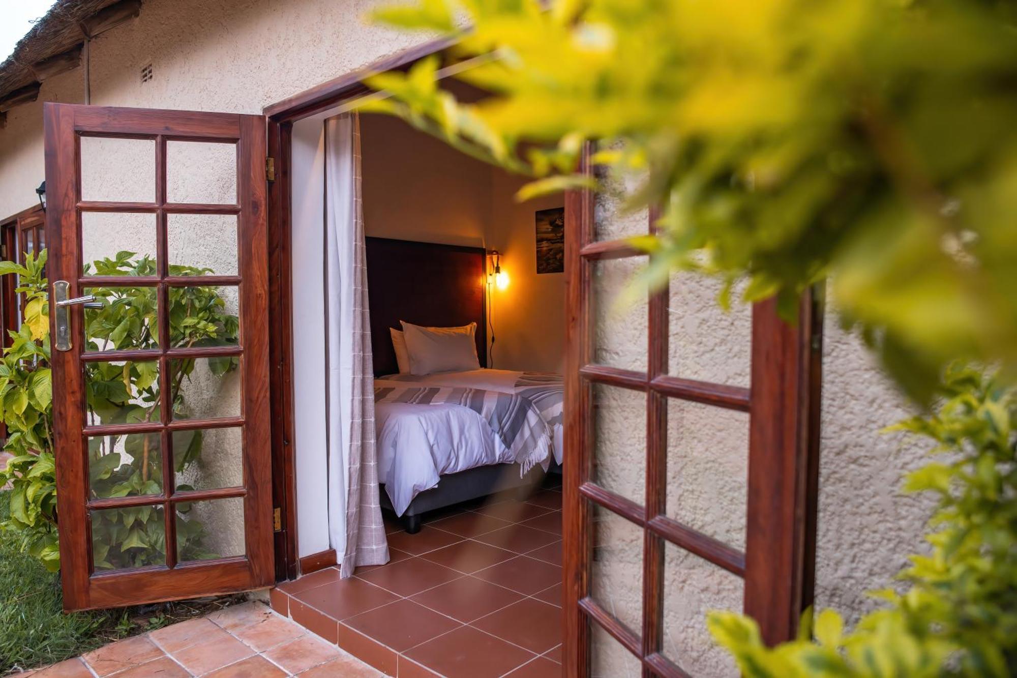 빅토리아폴스 The Little Outlook B&B 외부 사진